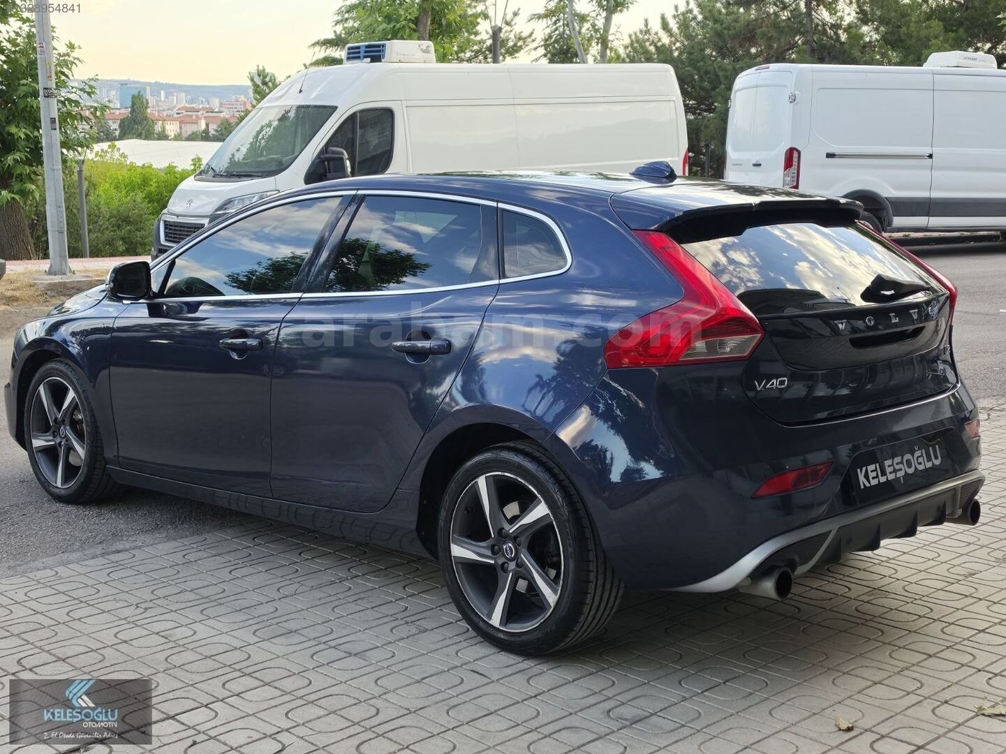 Galeriden Volvo V40 1.6 D R-Design 2015 Model Ankara 233.000 km Lacivert 4