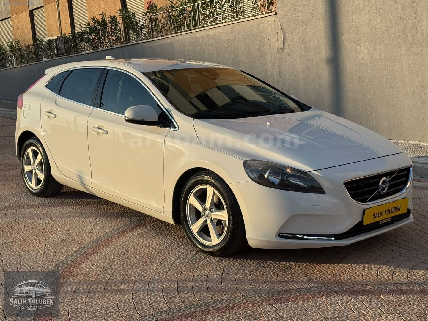 Galeriden Volvo V40 1.6 D Advance 2014 Model Antalya 191.000 km Beyaz 3