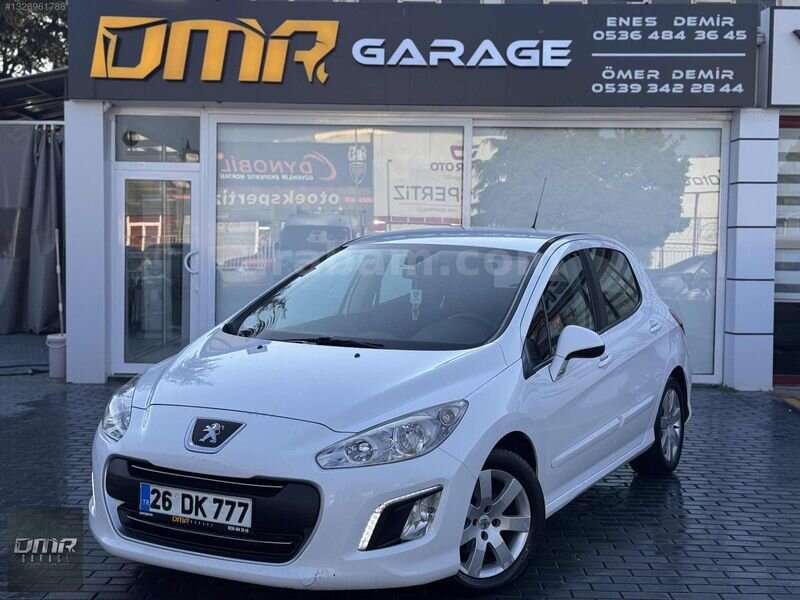 Galeriden Peugeot 308 1.6 e-HDi Access 2011 Model Eskişehir 211.000 km Beyaz