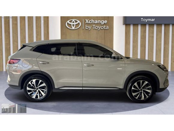 TOYOTA PLAZA TOYMAR DAN BYD SEAL U EV DESİGN 4X2