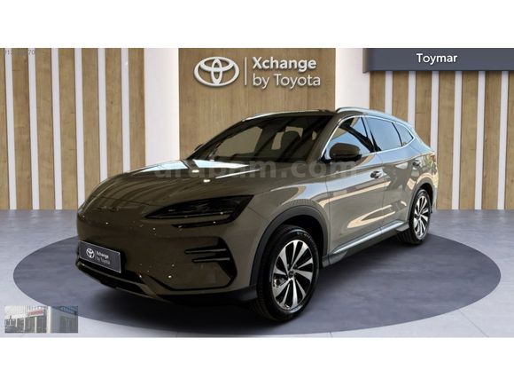 TOYOTA PLAZA TOYMAR DAN BYD SEAL U EV DESİGN 4X2