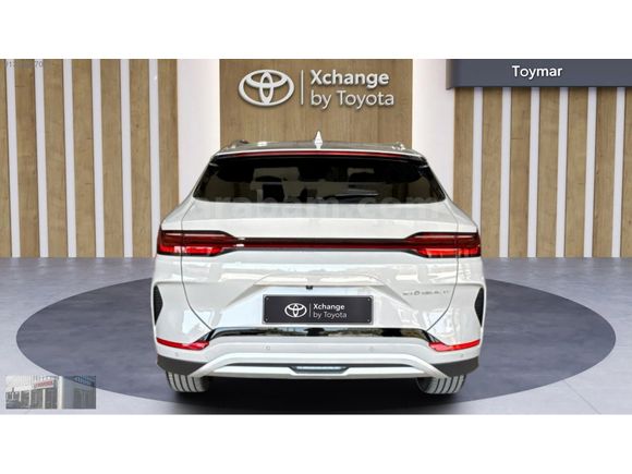 TOYOTA PLAZA TOYMAR DAN BYD SEAL U EV DESİGN 4X2
