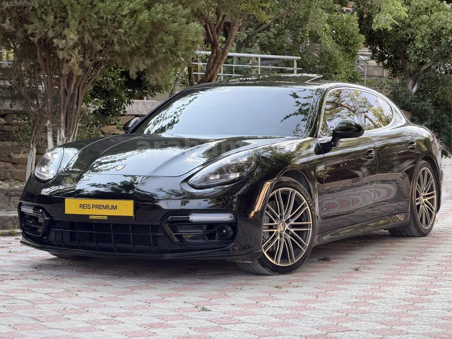 Galeriden Porsche Panamera 4S 2012 Model Çanakkale 104.000 km Siyah 2