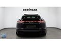 ÇETİNLER'DEN 2023 MODEL PORSCHE PANAMERA 4 E-HYBRID BAYİ