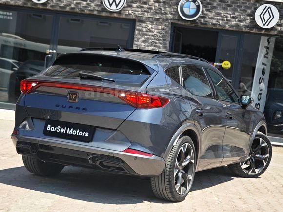 HATASIZ BOYASIZ FULL PAKET SANRUFLU DÜŞÜK KM CUPRA FORMENTOR