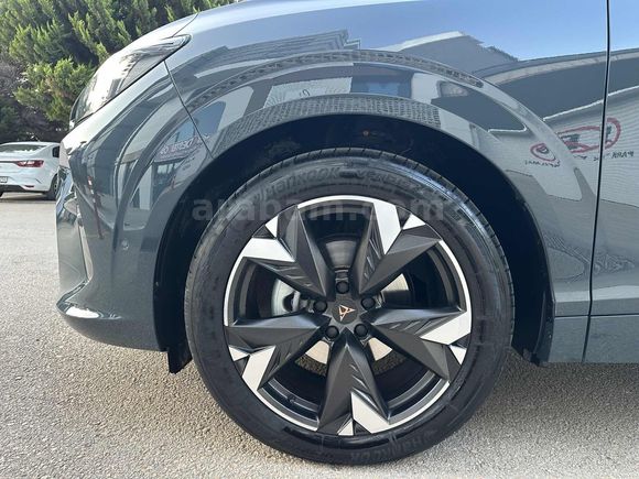 2025 CUPRA TERRAMAR 1.5 e-TSI CAM TAVAN SUPREME 27 BİNKM BOYASIZ
