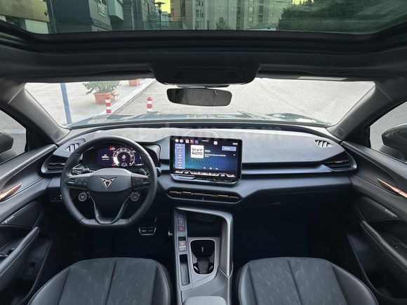 2025 CUPRA TERRAMAR 1.5 e-TSI CAM TAVAN SUPREME 27 BİNKM BOYASIZ