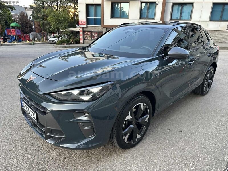 2025 CUPRA TERRAMAR 1.5 e-TSI CAM TAVAN SUPREME 33 BİNKM BOYASIZ 3