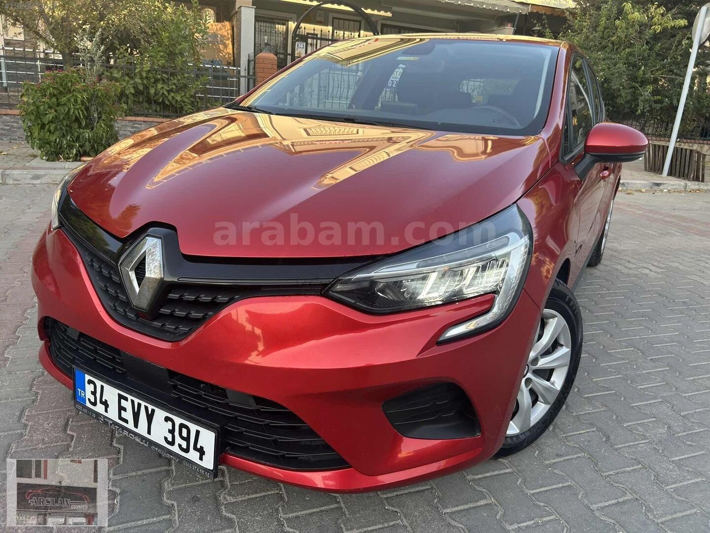 Galeriden Renault Clio 1.0 TCe Joy 2021 Model İzmir 93.946 km Kırmızı 3