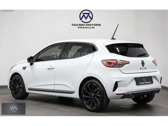 TAKSİM PREMİUM-2025 CLİO 1.0TCE ESPRİT ALPİNE-HATASIZ-6100KM
