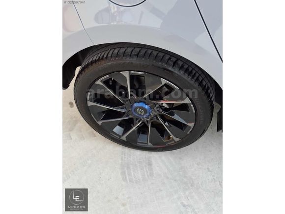 HATASIZ BOYASIZ YENİ LOGO TESLA EKRAN 12 TAKSİT !