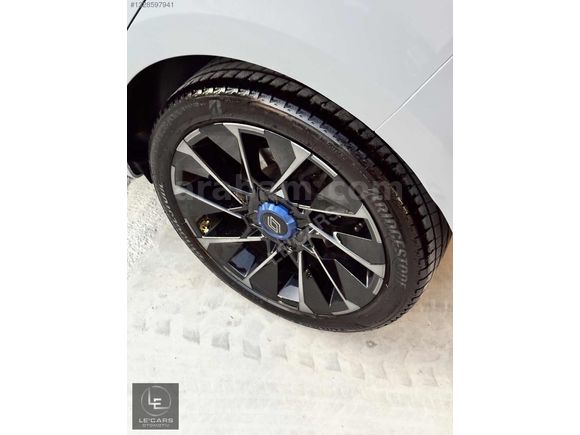 HATASIZ BOYASIZ YENİ LOGO TESLA EKRAN 12 TAKSİT !
