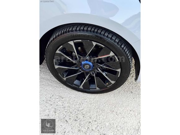 HATASIZ BOYASIZ YENİ LOGO TESLA EKRAN 12 TAKSİT !