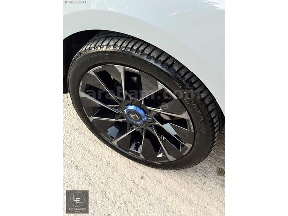 HATASIZ BOYASIZ YENİ LOGO TESLA EKRAN 12 TAKSİT !