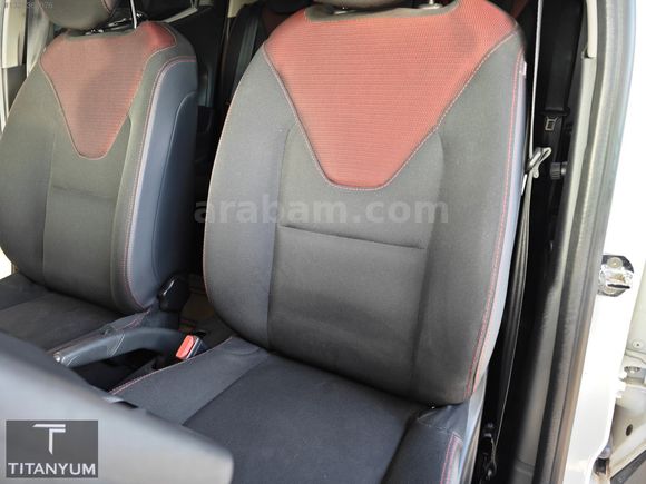 TİTANYUM OTOMOTİV 2015 RENAULT CLİO 1.2 16V TOUCH 72binKM