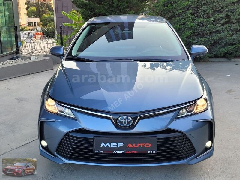 Galeriden Toyota Corolla 1.8 Hybrid Dream 2022 Model İstanbul 86.000 km Mavi