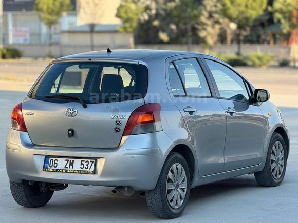 2009 YARİS BENZİN LPG TEMİZZ
