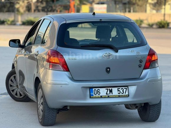 2009 YARİS BENZİN LPG TEMİZZ
