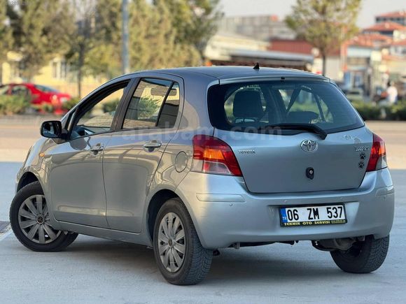 2009 YARİS BENZİN LPG TEMİZZ