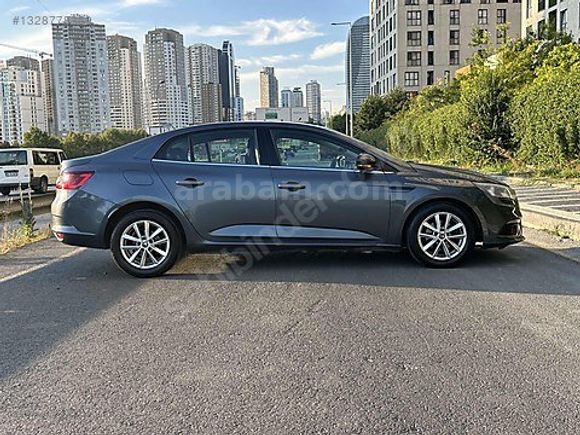 AUTO TİCARET 2018 MEGANE 185KM GERİ GÖRÜŞ KAMERA FUL PAKET TOUCH
