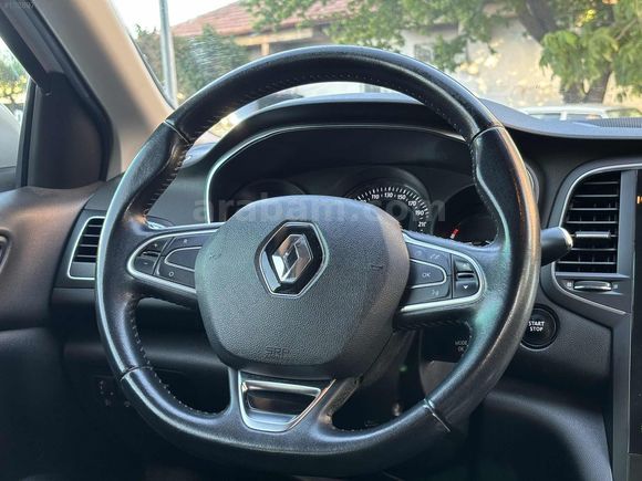 GLC MOTORS 1.5DCİ TOUCH PLUS EDC TESLA EKRAN TERTEMİZ