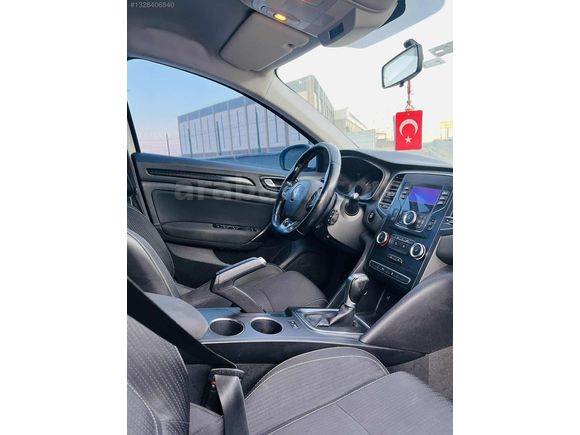 2017 HATASIZ 1.5 dCi Otomatik Touch Paket