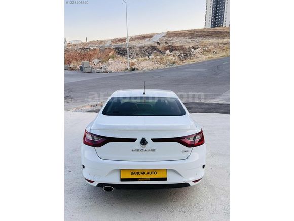2017 HATASIZ 1.5 dCi Otomatik Touch Paket