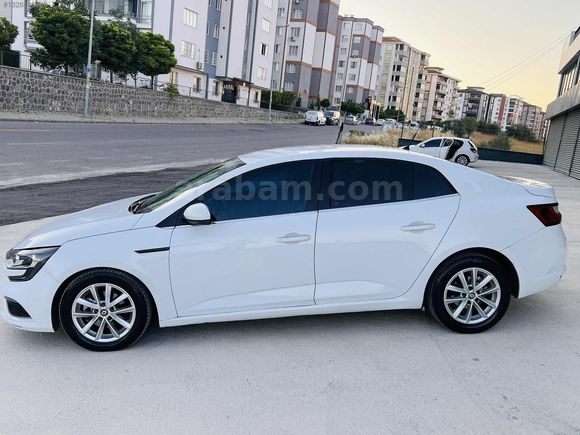 2017 HATASIZ 1.5 dCi Otomatik Touch Paket