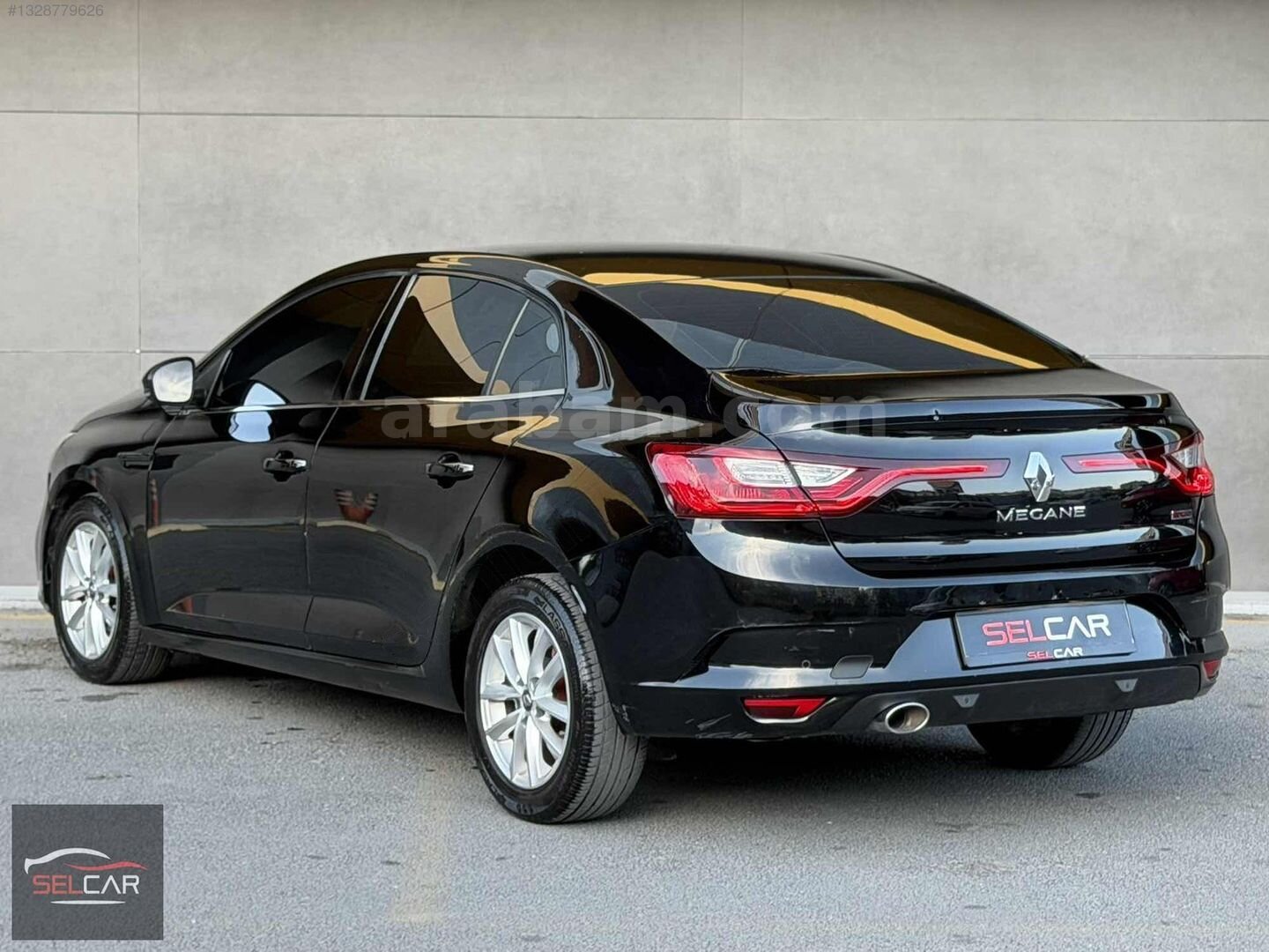 Galeriden Renault Megane 1.5 dCi Touch 2017 Model İstanbul 235.000 km Siyah 7