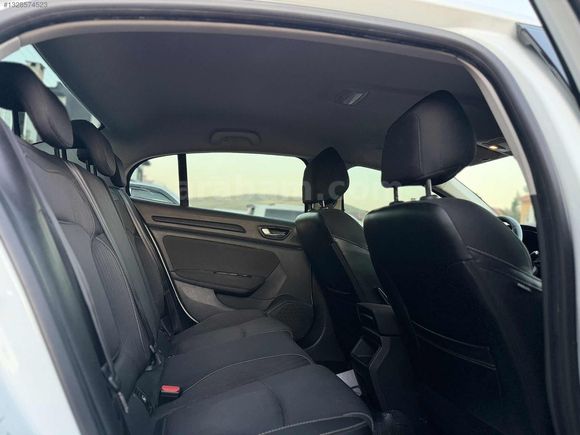 2019 MODEL 184000 KİLOMETREDE RENAULT MEGANE 1.5DCI TOUCH