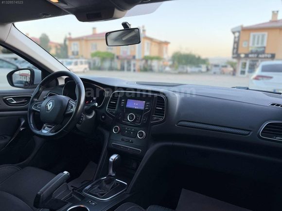 2019 MODEL 184000 KİLOMETREDE RENAULT MEGANE 1.5DCI TOUCH