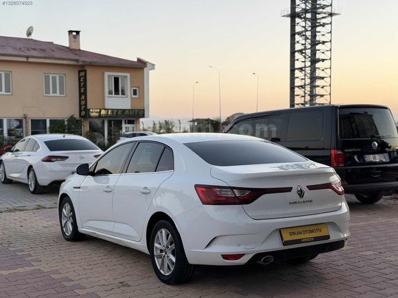 2019 MODEL 184000 KİLOMETREDE RENAULT MEGANE 1.5DCI TOUCH