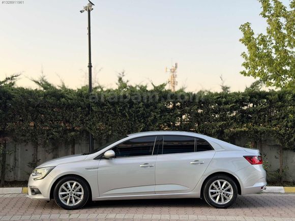 KARASU MOTORS'DAN MASRAFSIZ MEGAN 4
