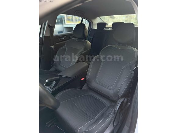KARASU MOTORS'DAN MASRAFSIZ MEGAN 4