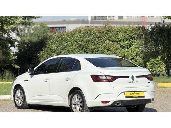 MEGAN 1.5 DCİ HATASIZ BOYASIZ OTOMATİK