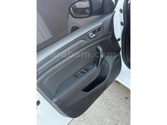 M-MECE AUTO/2018 MODEL/MEGANE 4/HATASIZ BOYASIZ/176.000KM'DE