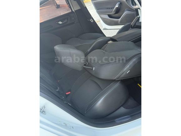 M-MECE AUTO/2018 MODEL/MEGANE 4/HATASIZ BOYASIZ/176.000KM'DE