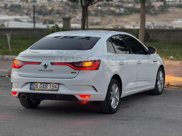 M-MECE AUTO/2018 MODEL/MEGANE 4/HATASIZ BOYASIZ/176.000KM'DE