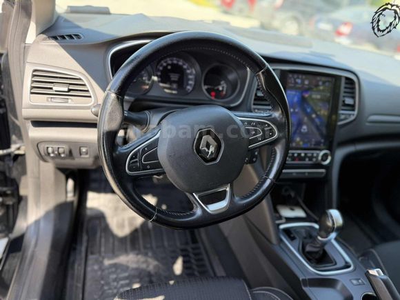 2017 MEGANE TOUCH 1.5 DCI 101.000KM HATASIZ BOYASIZ