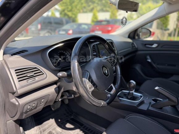 2017 MEGANE TOUCH 1.5 DCI 101.000KM HATASIZ BOYASIZ