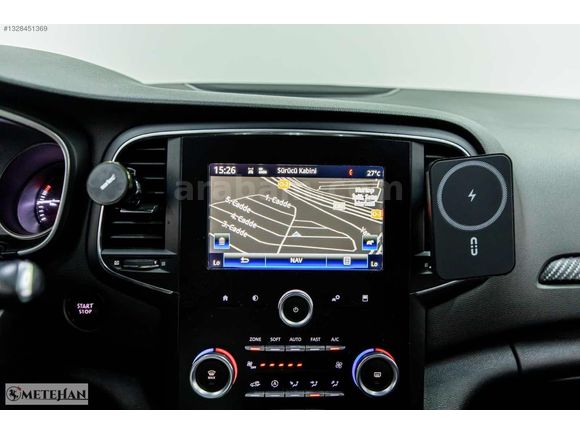 140000 km DİZEL OTOMATİK 1 PARÇA BOYALI MEGAN