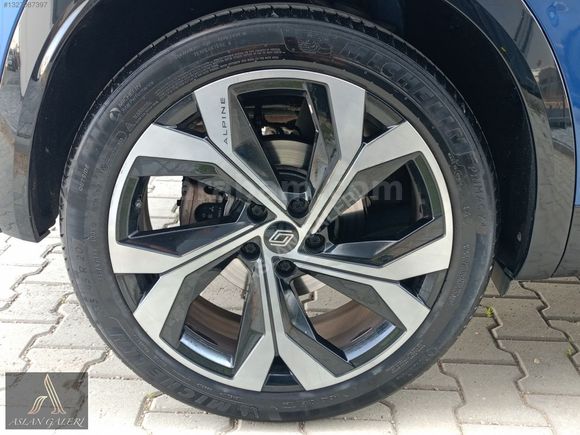 RENAULT AUSTRAL 2024 MODEL 1.3 ALPİNE CAM TAVAN+ELKTRİKLİ BAGAJ