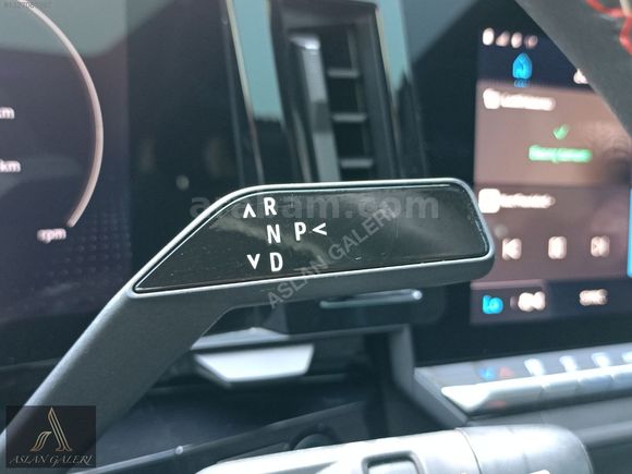 RENAULT AUSTRAL 2024 MODEL 1.3 ALPİNE CAM TAVAN+ELKTRİKLİ BAGAJ