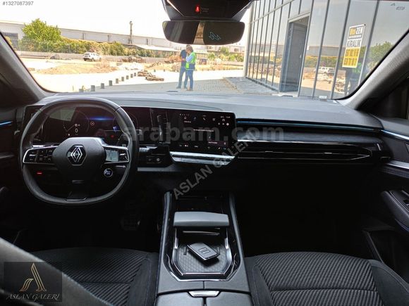 RENAULT AUSTRAL 2024 MODEL 1.3 ALPİNE CAM TAVAN+ELKTRİKLİ BAGAJ
