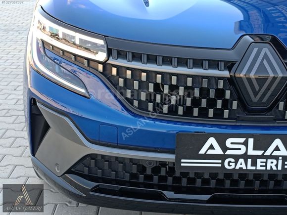 RENAULT AUSTRAL 2024 MODEL 1.3 ALPİNE CAM TAVAN+ELKTRİKLİ BAGAJ