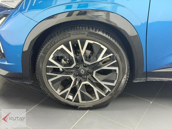 Kutay Muğla'dan 2025 Austral 1.3 MHEV Tec.Esp.Alpine Hatasız