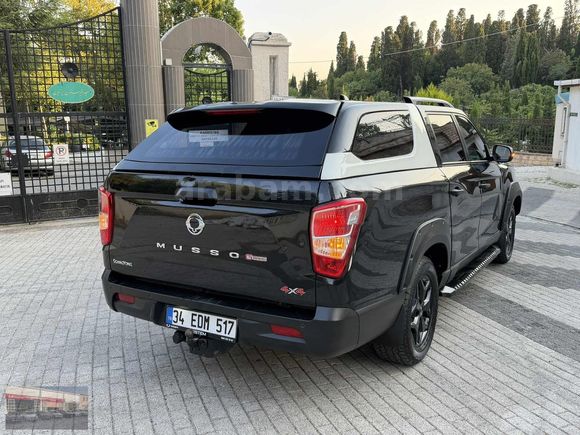 2021 HATASİZ 53 BİNDE AKSESUARLİ CEKİ DEMİRLİ 4X4