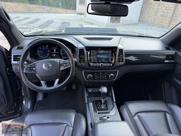 2021 HATASİZ 53 BİNDE AKSESUARLİ CEKİ DEMİRLİ 4X4