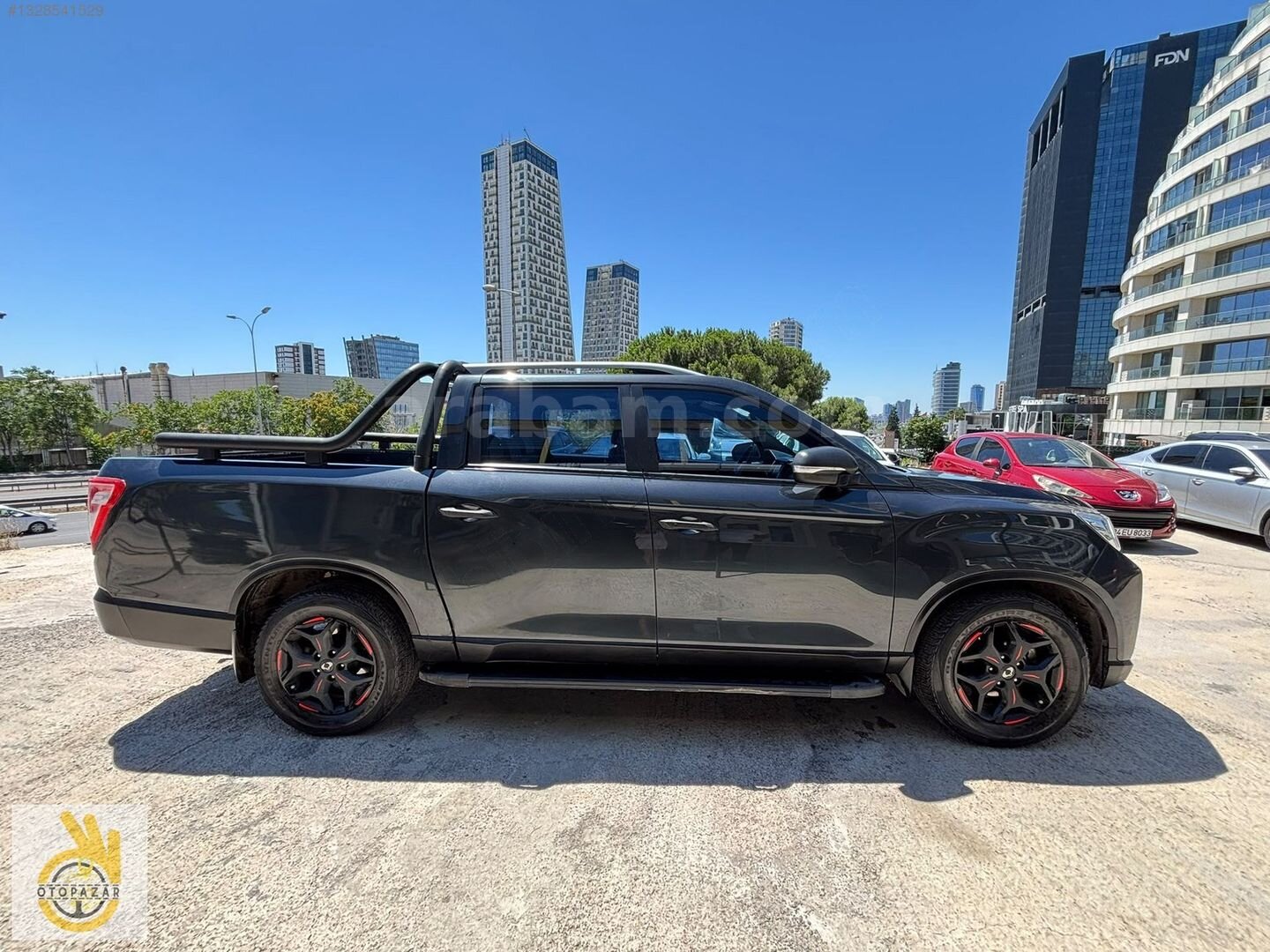 Galeriden KGM SsangYong Musso Grand 2.2 D Platinum 2022 Model İstanbul 104.000 km Gri 6
