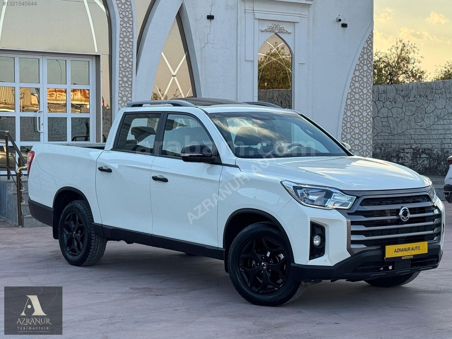 Galeriden KGM SsangYong Musso Grand 2.2 D Platinum Plus 2023 Model Gaziantep 28.000 km Beyaz 1
